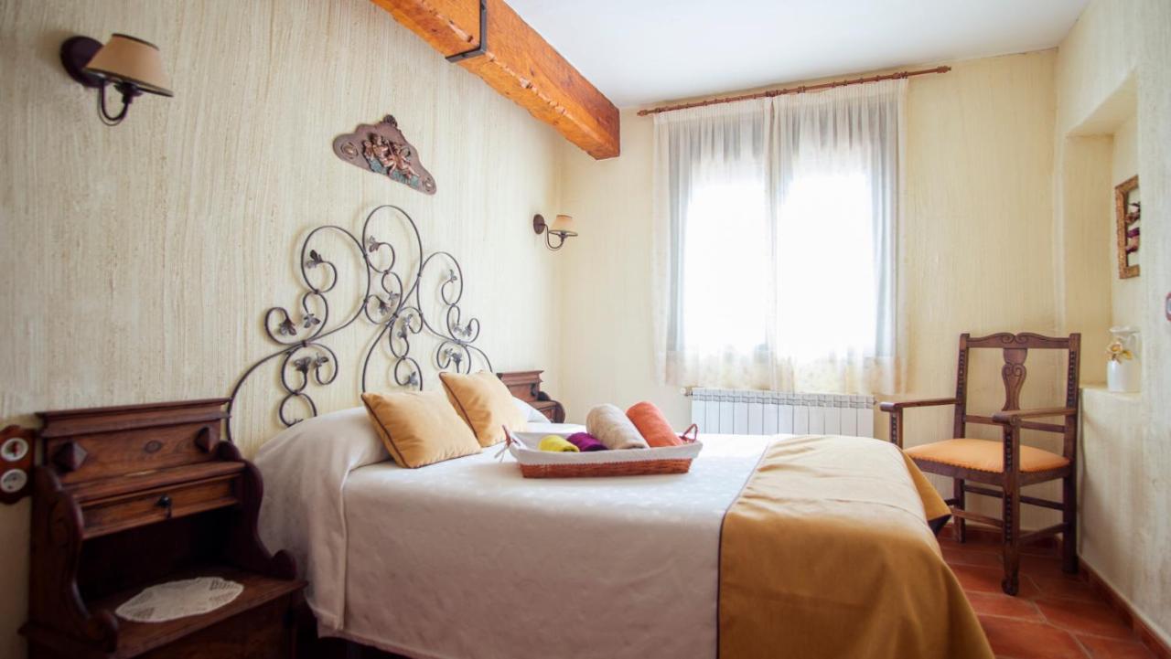 Casa Rural Santa Elena Villafranca de los Caballeros Extérieur photo