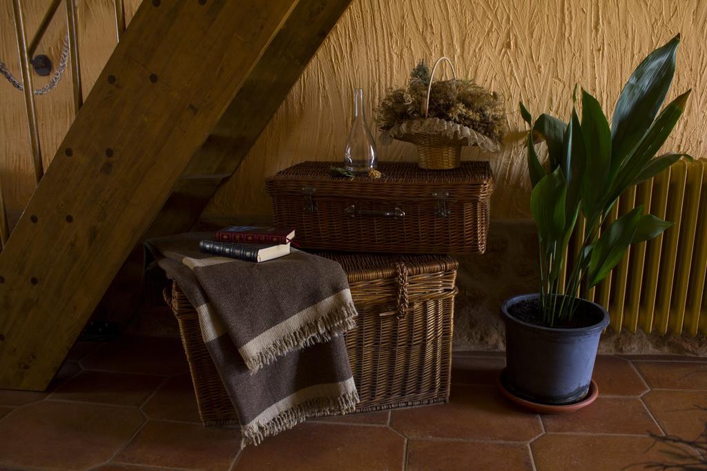 Casa Rural Santa Elena Villafranca de los Caballeros Extérieur photo